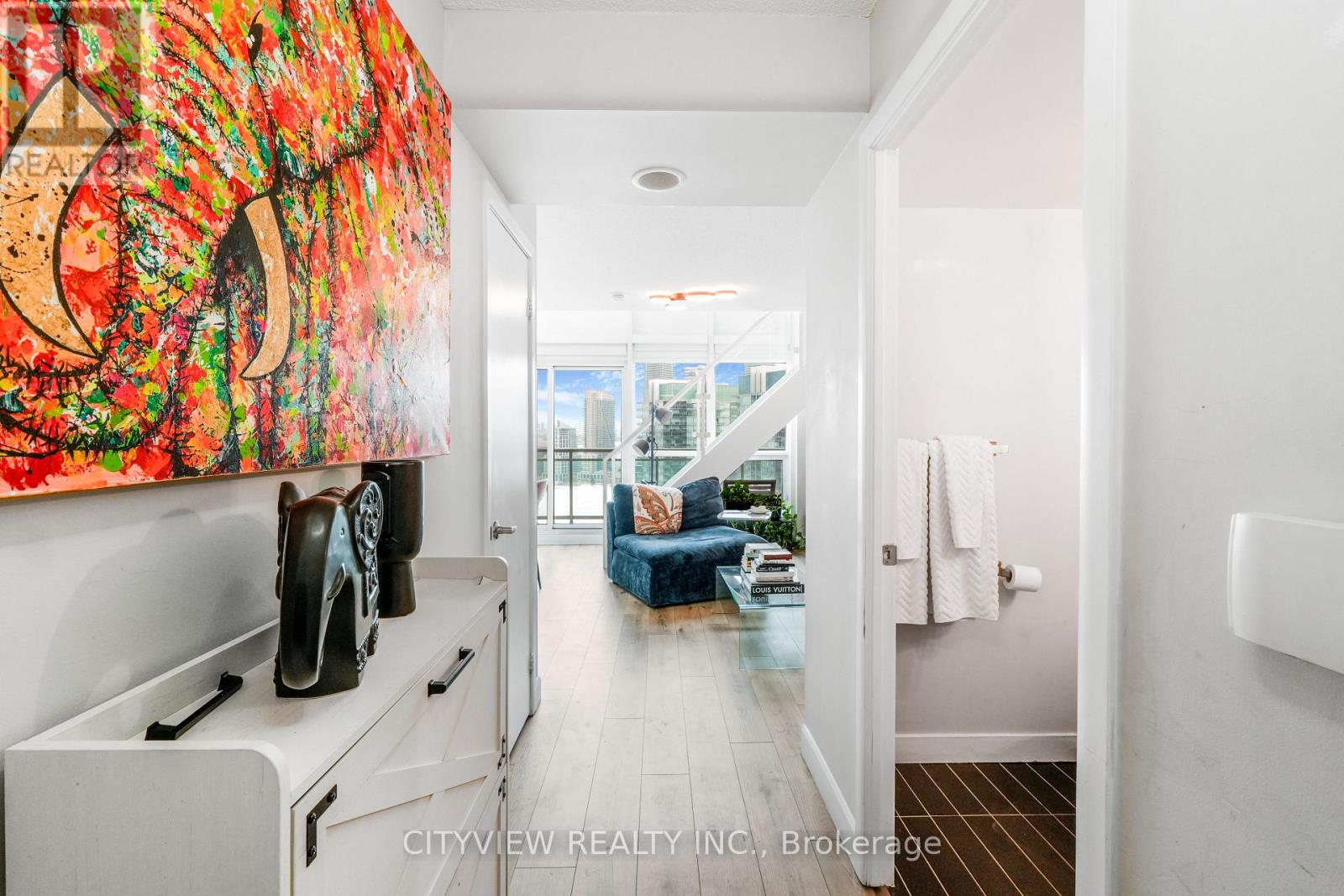 2501 - 155 Legion Road N, Toronto, Ontario  M8Y 0A7 - Photo 3 - W12793714