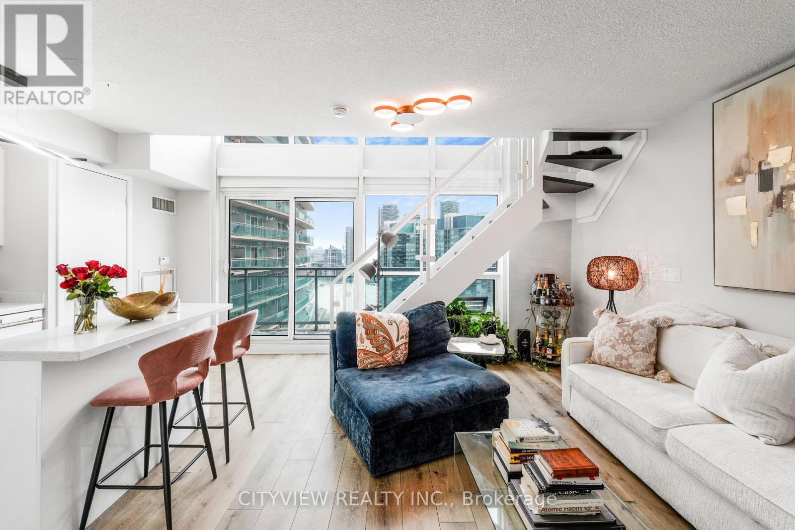 2501 - 155 Legion Road N, Toronto, Ontario  M8Y 0A7 - Photo 5 - W12793714