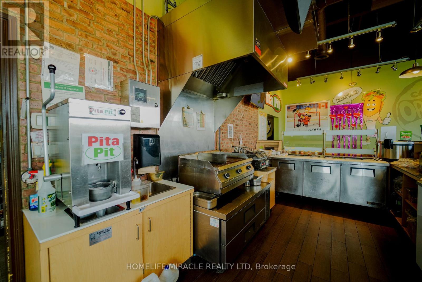 391 Queen Street, Halton Hills, Ontario  L7J 0A8 - Photo 10 - W12793720