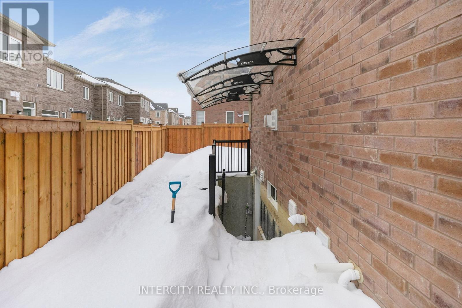 4 Gosset Road, Brampton, Ontario  L6A 5J9 - Photo 49 - W12793754