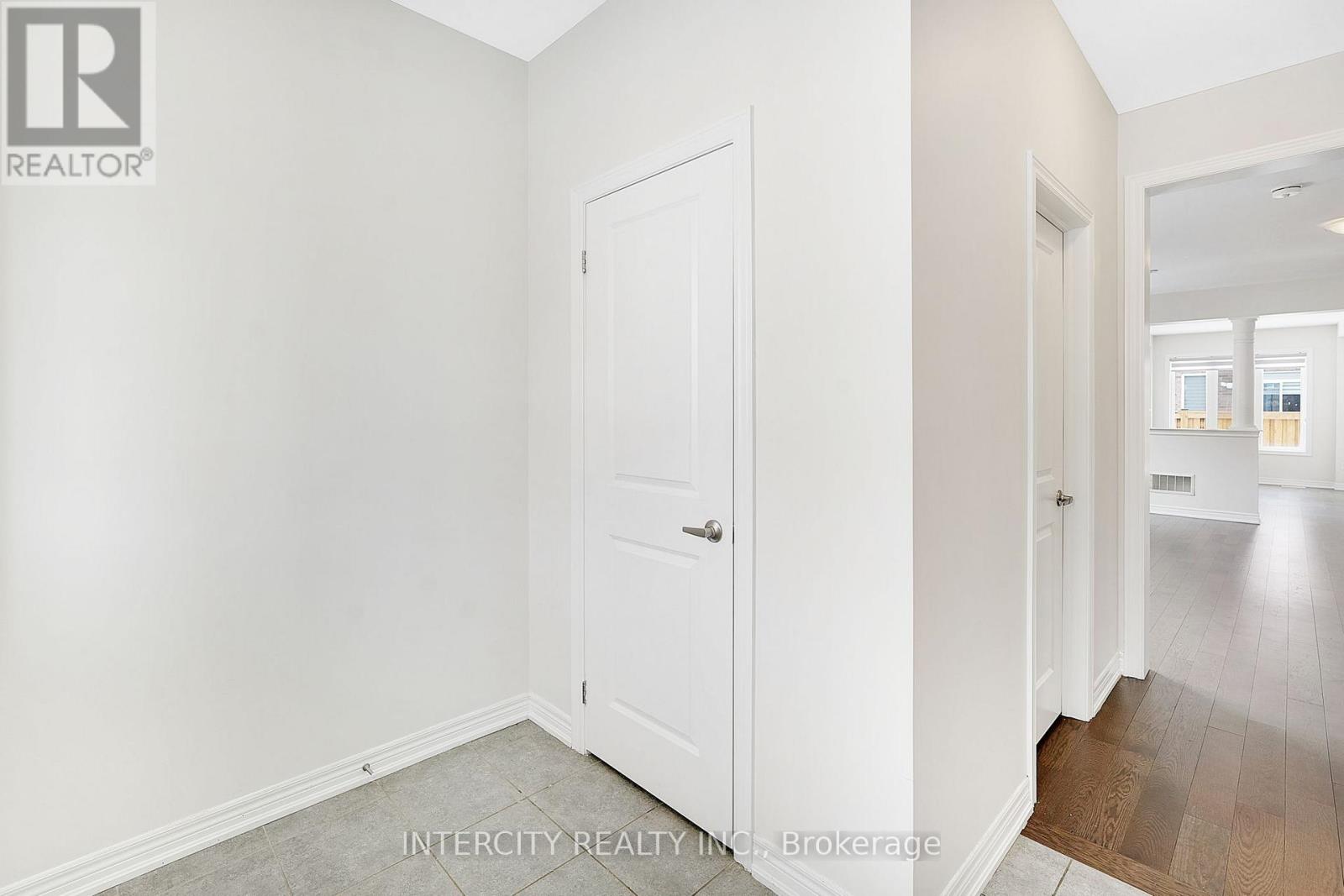 4 Gosset Road, Brampton, Ontario  L6A 5J9 - Photo 7 - W12793754