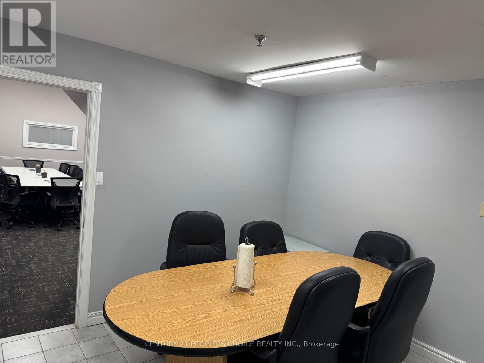 21 - 4801 Steeles Avenue W, Toronto, Ontario  M9L 2W1 - Photo 9 - W12793764