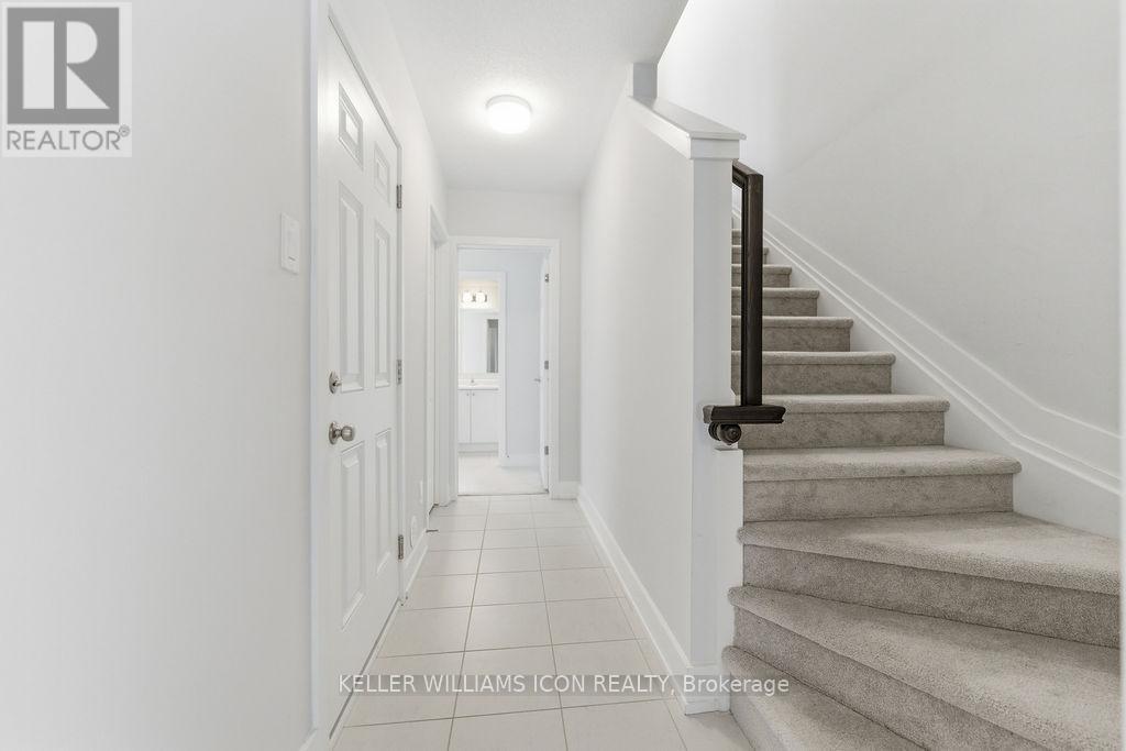 543 Woven Private, Ottawa, Ontario  K2S 3B2 - Photo 6 - X12646370