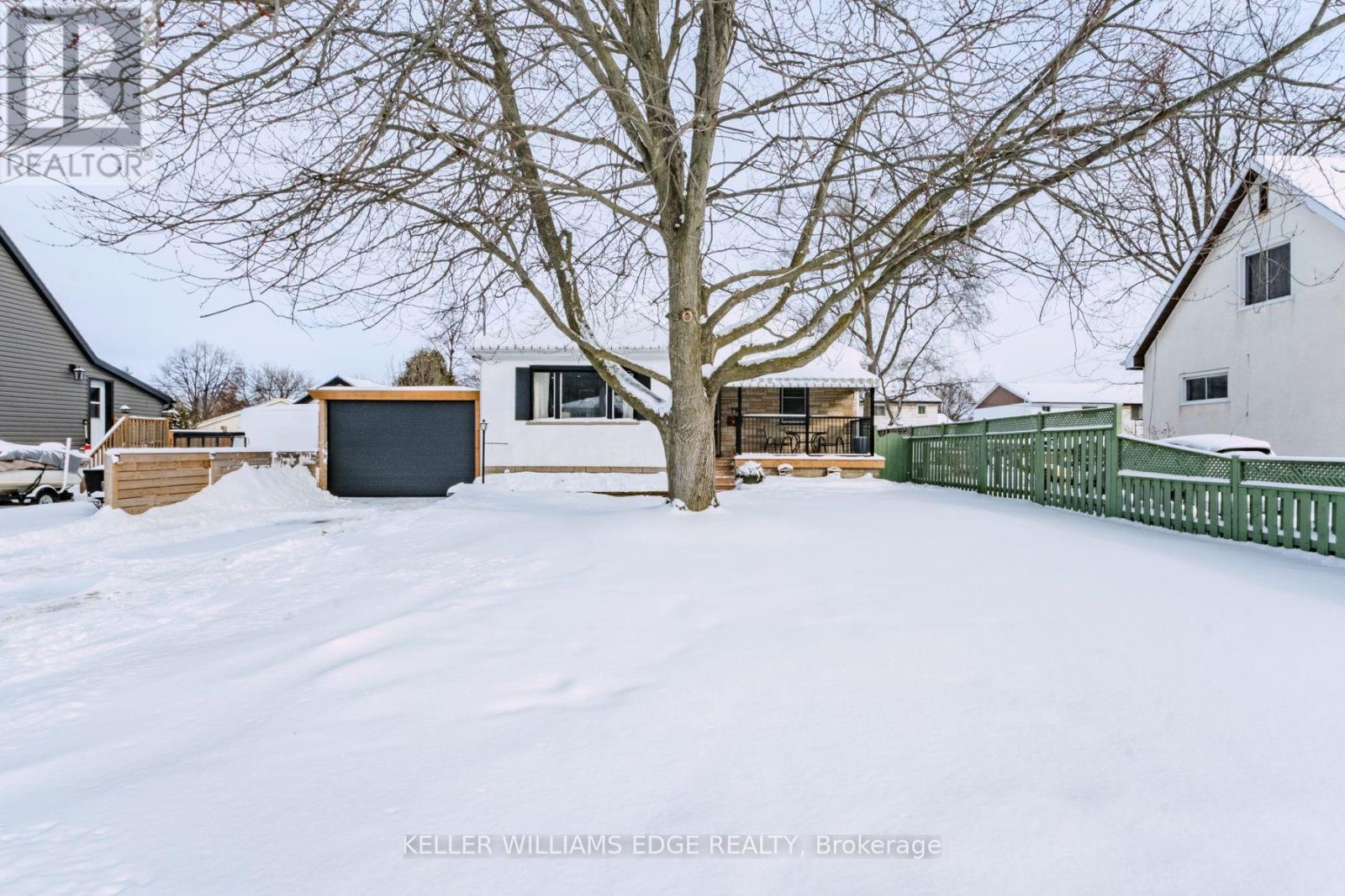 79 Wood Street, Brantford, Ontario  N3R 2L1 - Photo 2 - X12793458