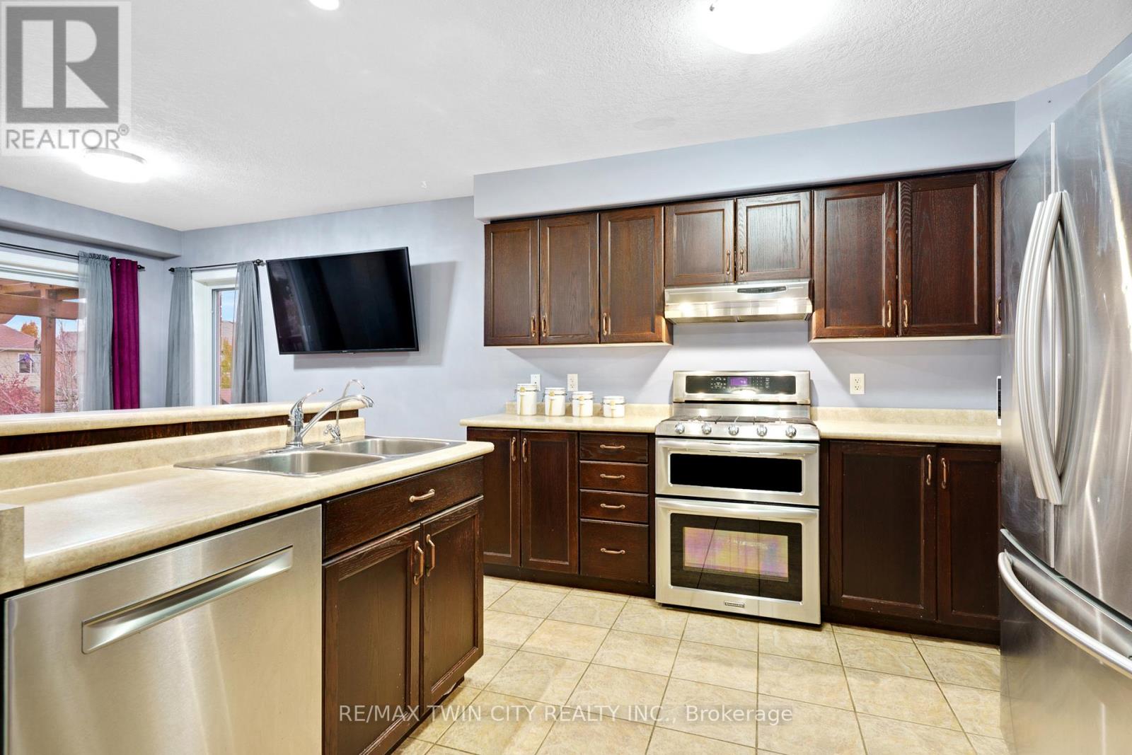 139 Ferris Drive, Wellesley, Ontario  N0B 2T0 - Photo 13 - X12793578