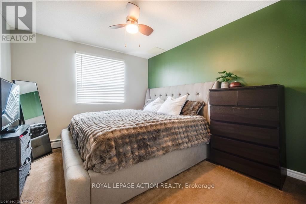 304 - 793 Colborne Street, Brantford, Ontario N3S 7J3 - Photo 10 - X12793734