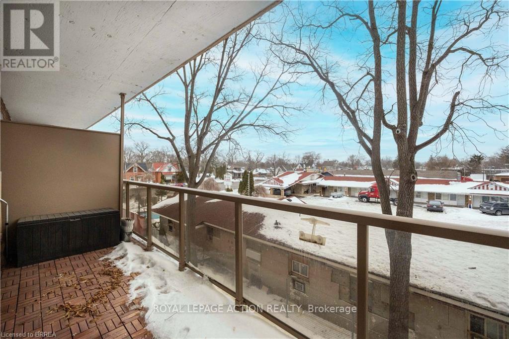 304 - 793 Colborne Street, Brantford, Ontario N3S 7J3 - Photo 12 - X12793734