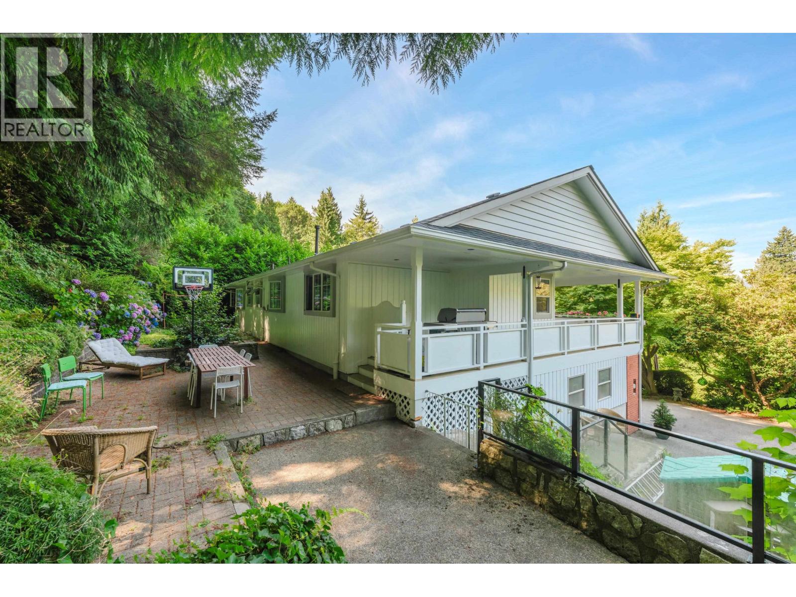 5560 Greenleaf Road, West Vancouver, British Columbia  V7W 1N6 - Photo 38 - R3090229