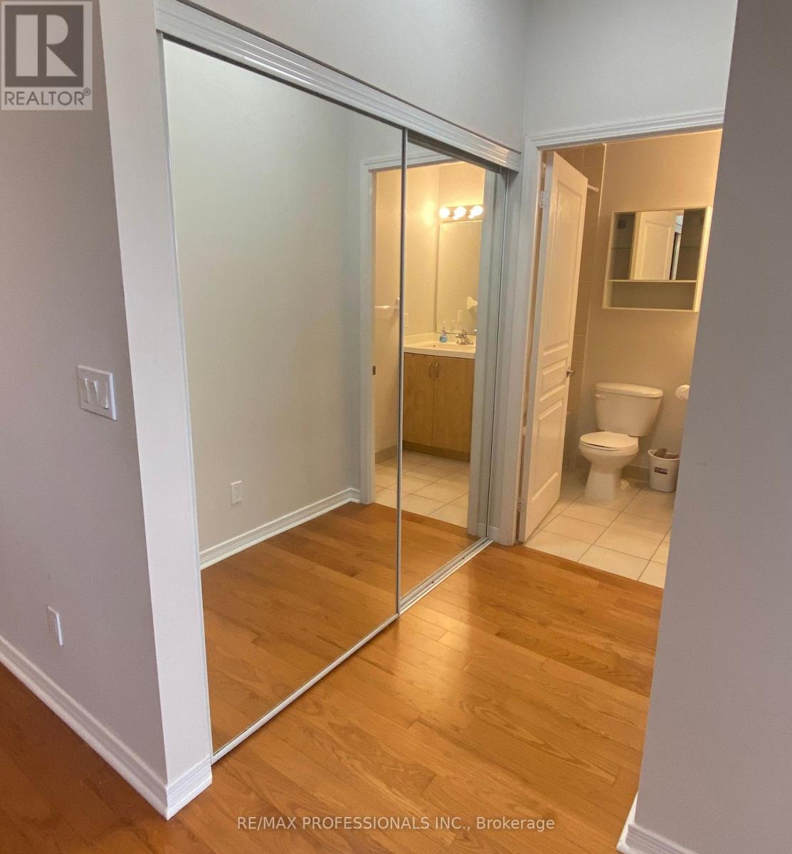 Unknown Address, ,     - Photo 8 - W12777538