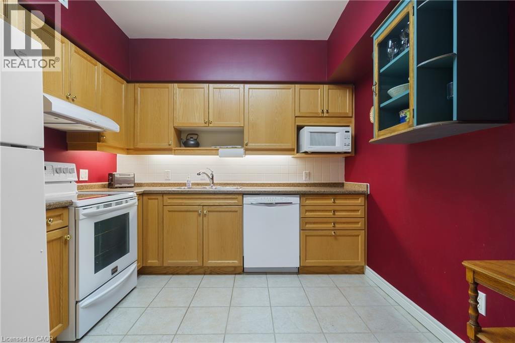 77 Governors Road Unit# 102, Dundas, Ontario  L9H 7N8 - Photo 16 - 40768551