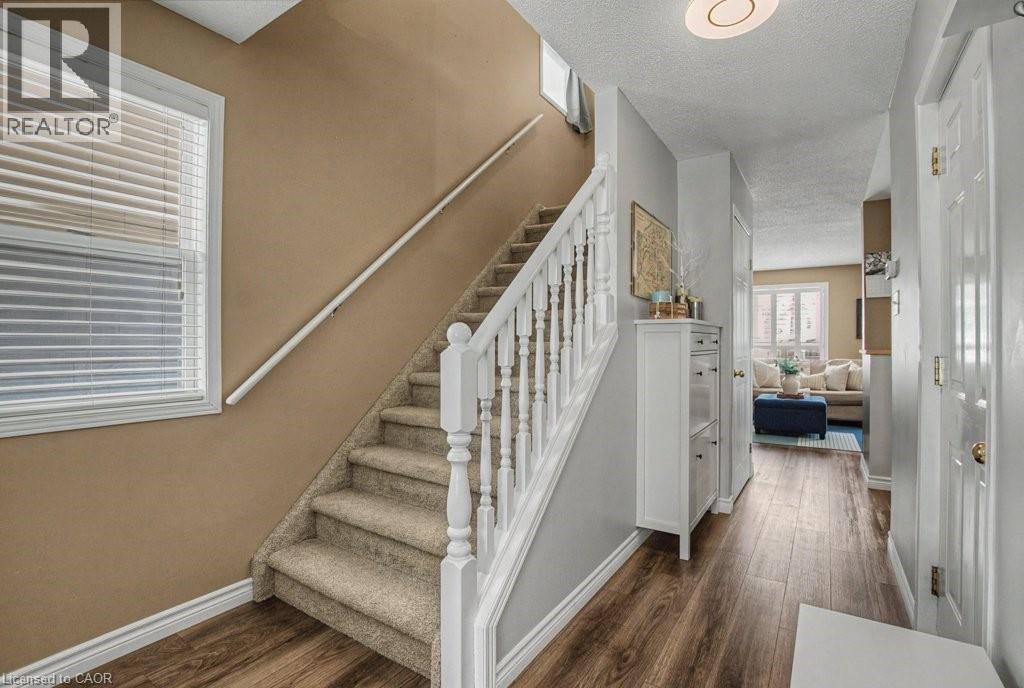 851 Butternut Avenue, Waterloo, Ontario  N2V 2M4 - Photo 7 - 40801609