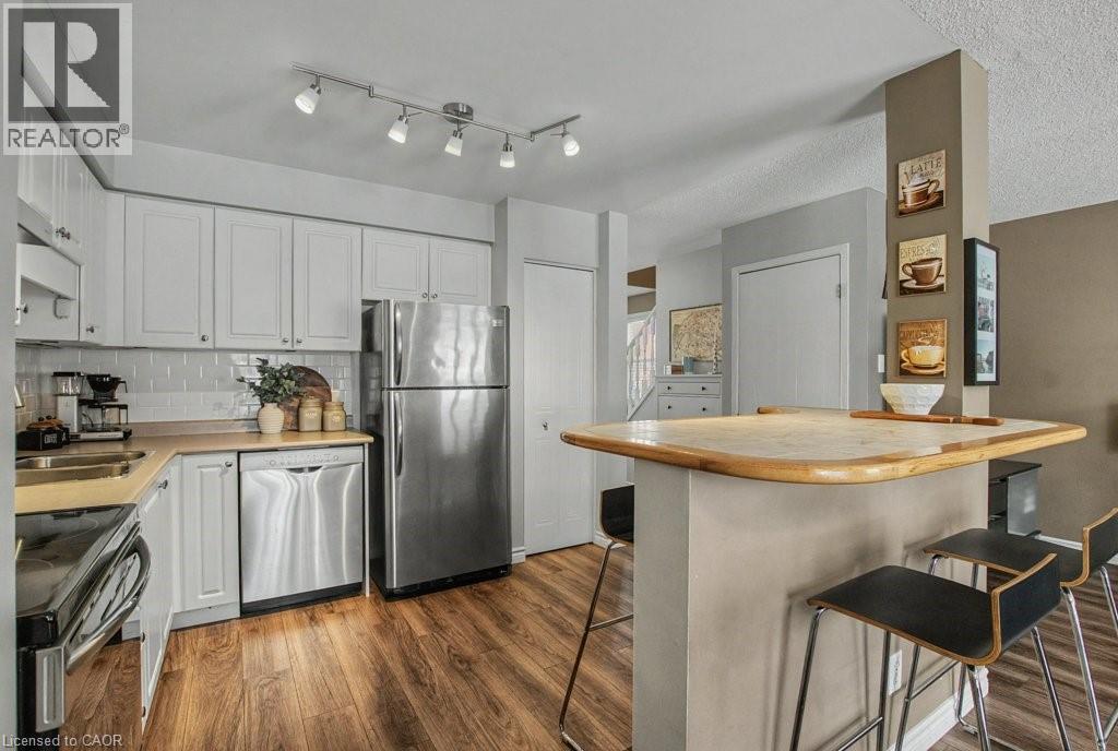 851 Butternut Avenue, Waterloo, Ontario  N2V 2M4 - Photo 10 - 40801609