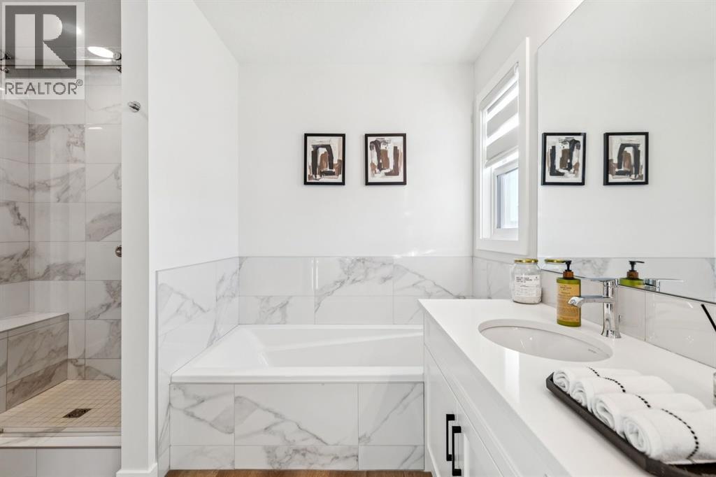 170 Creekstone Path Sw, Calgary, Alberta  T2X 4P8 - Photo 32 - A2285765