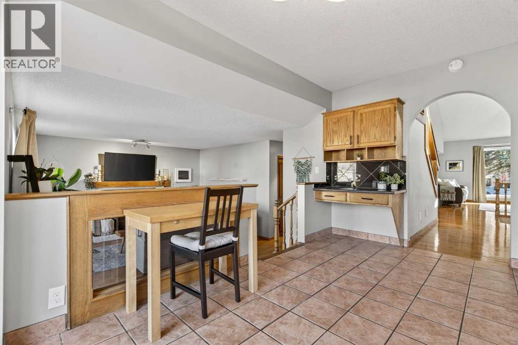 28 Mckerrell Close Se, Calgary, Alberta  T2Z 1M7 - Photo 12 - A2286466