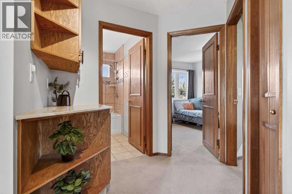 28 Mckerrell Close Se, Calgary, Alberta  T2Z 1M7 - Photo 22 - A2286466