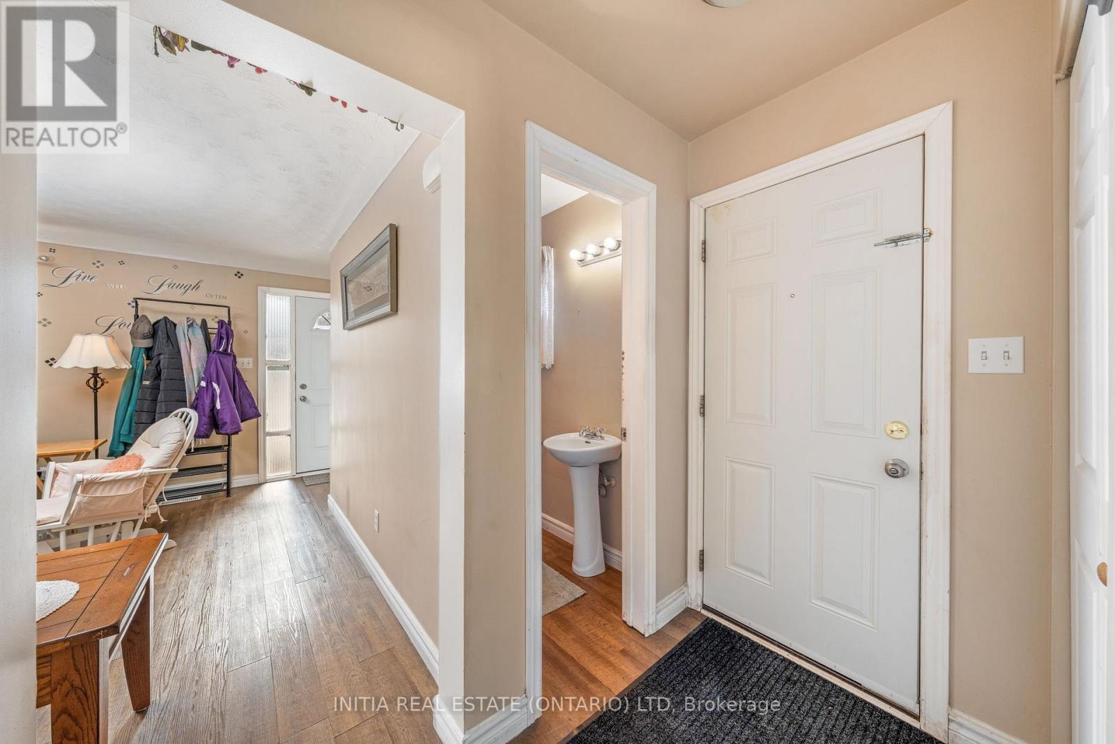 862 Assiniboine Crescent, Sarnia, Ontario  N7T 7C5 - Photo 13 - X12793838