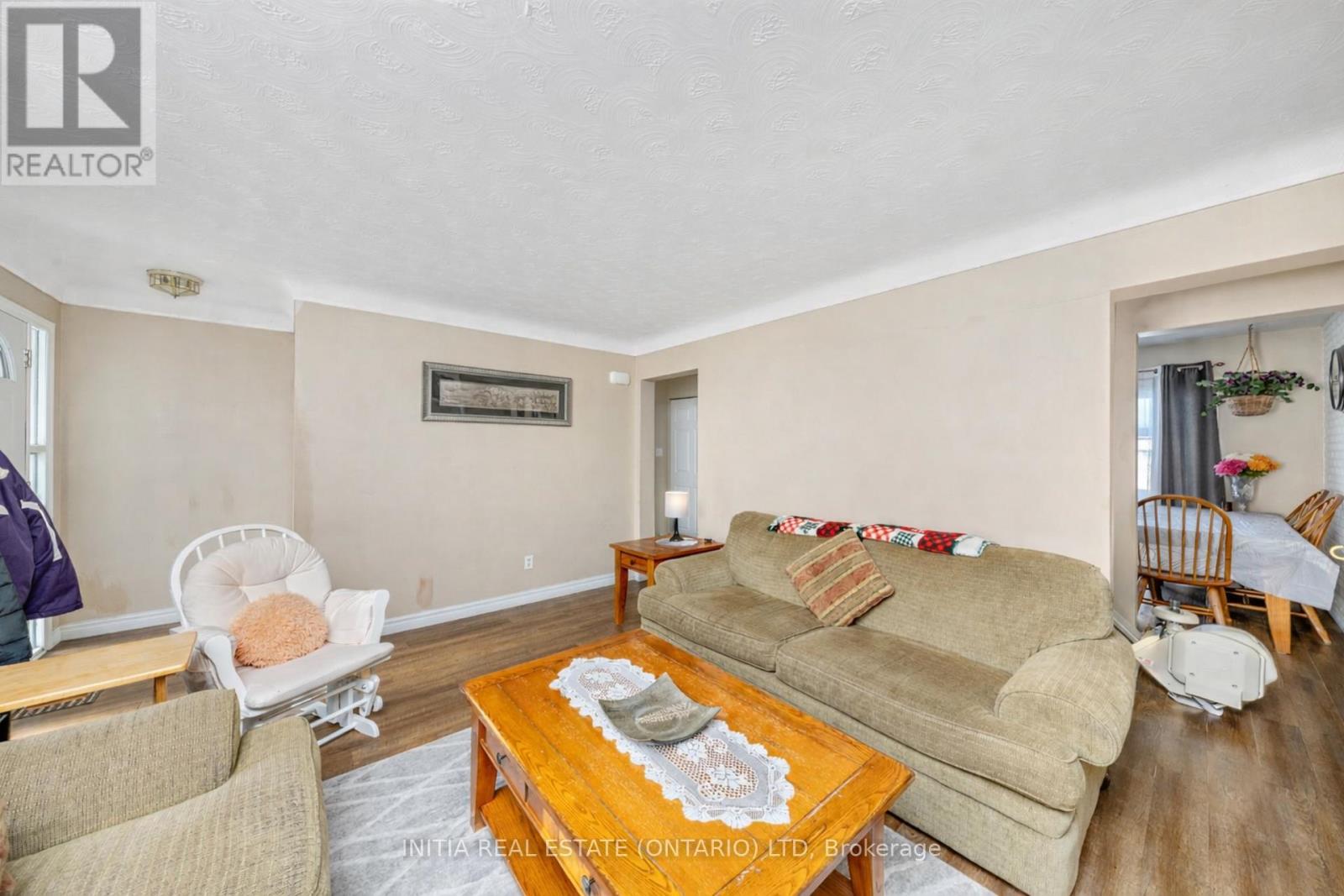 862 Assiniboine Crescent, Sarnia, Ontario  N7T 7C5 - Photo 8 - X12793838