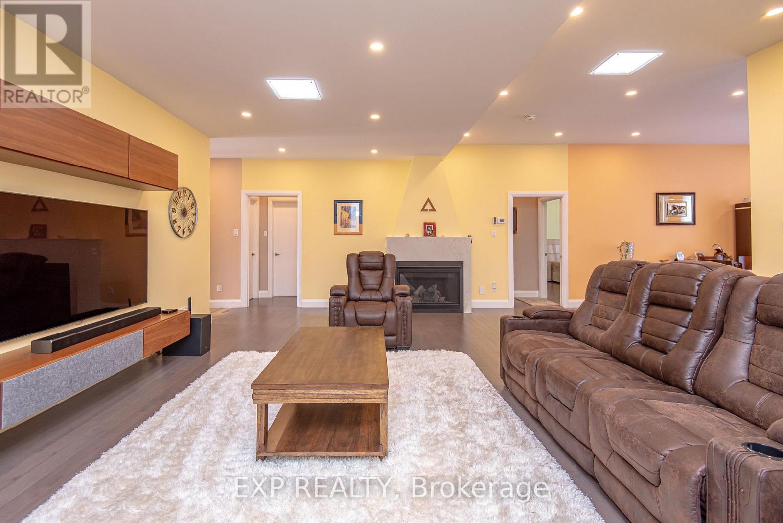 1473 Rosebella Avenue W, Ottawa, Ontario  K1T 1E5 - Photo 11 - X12793840