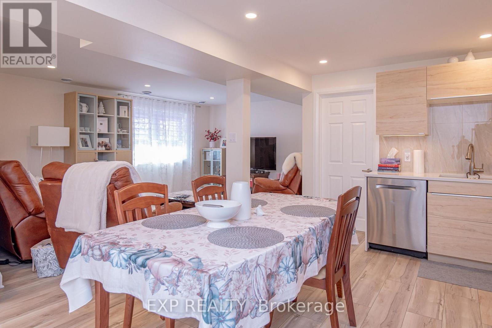 1473 Rosebella Avenue W, Ottawa, Ontario  K1T 1E5 - Photo 36 - X12793840