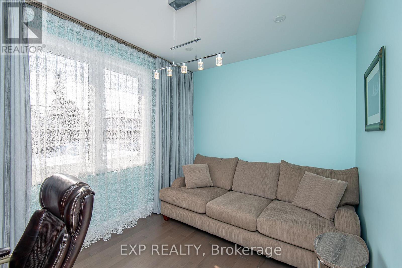 1473 Rosebella Avenue W, Ottawa, Ontario  K1T 1E5 - Photo 6 - X12793840