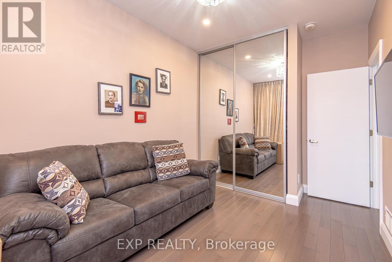 1473 Rosebella Avenue W, Ottawa, Ontario  K1T 1E5 - Photo 8 - X12793840