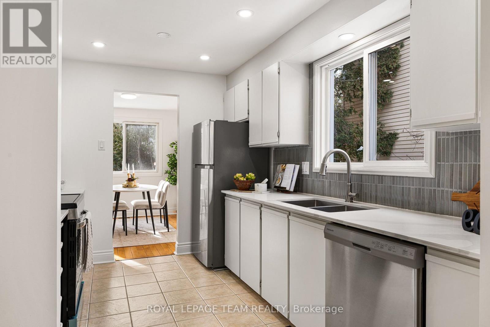 8 Homestead Street, Ottawa, Ontario  K2E 7N8 - Photo 20 - X12793870