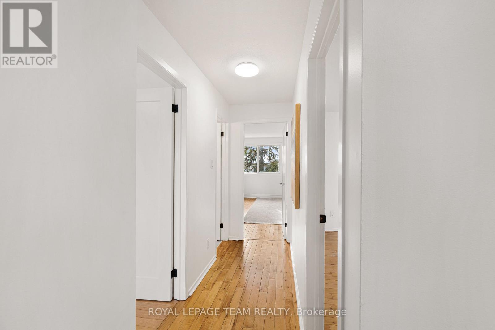 8 Homestead Street, Ottawa, Ontario  K2E 7N8 - Photo 24 - X12793870