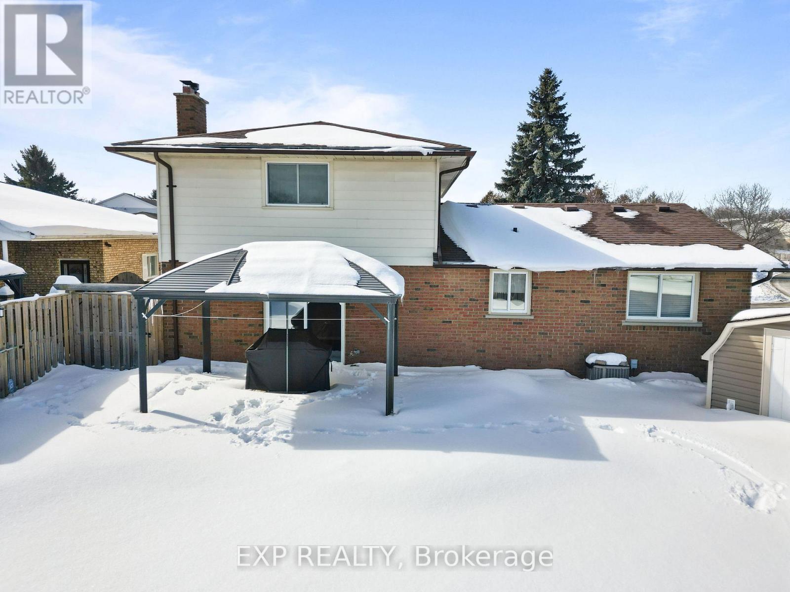 Photo 38 of 42 for 111 Roundhill Court