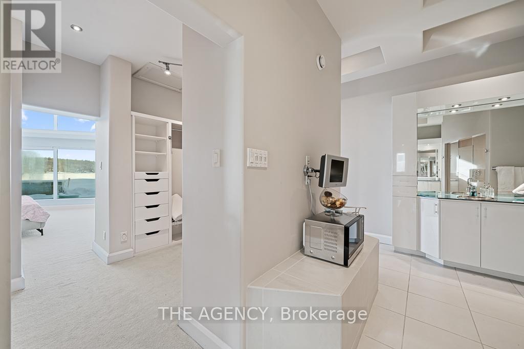 10 Beck Boulevard, Penetanguishene, Ontario  L9M 1C3 - Photo 14 - S12782394