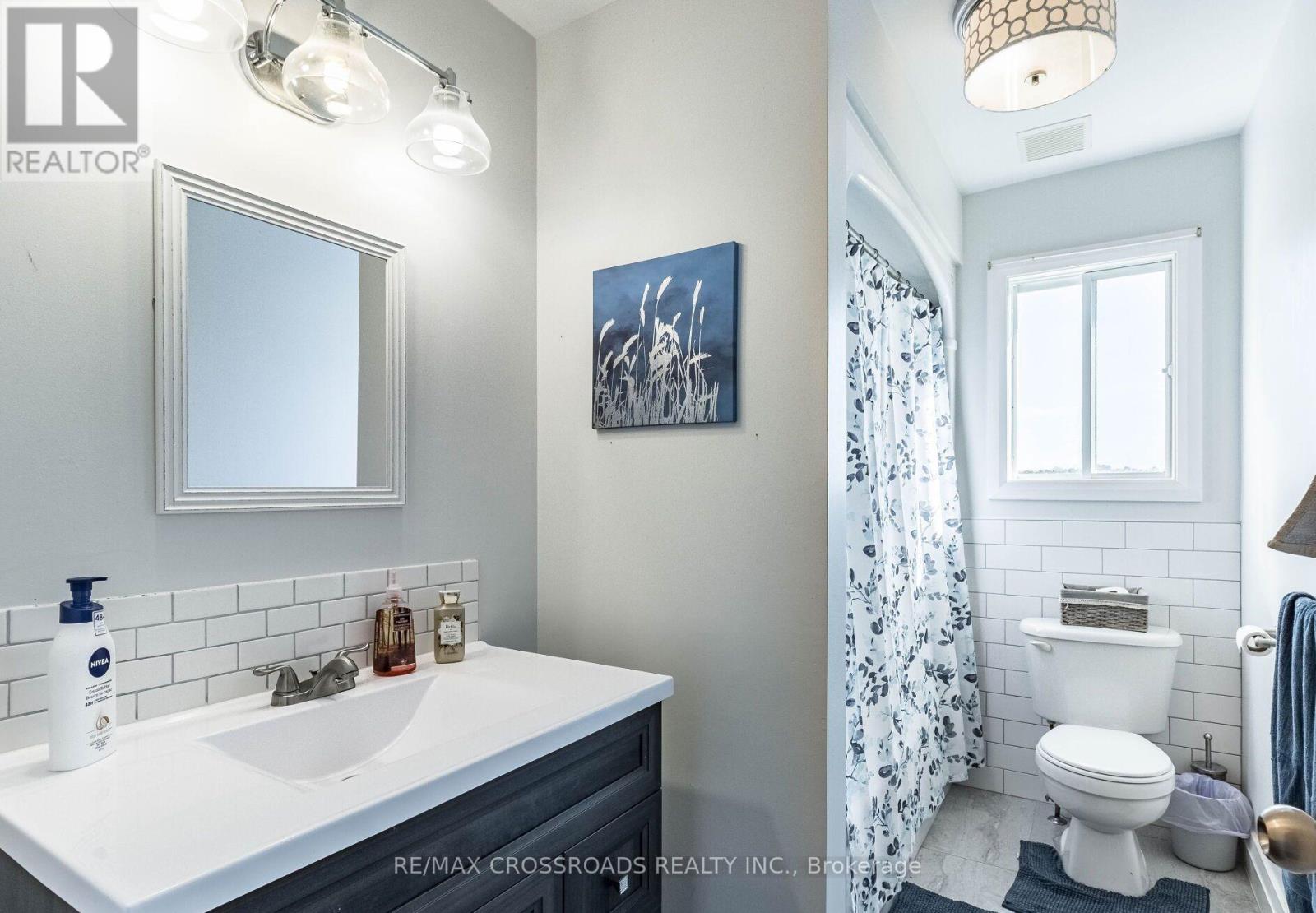 7093 Concession 3 Road, Adjala-Tosorontio, Ontario  L0M 1M0 - Photo 9 - N12777346