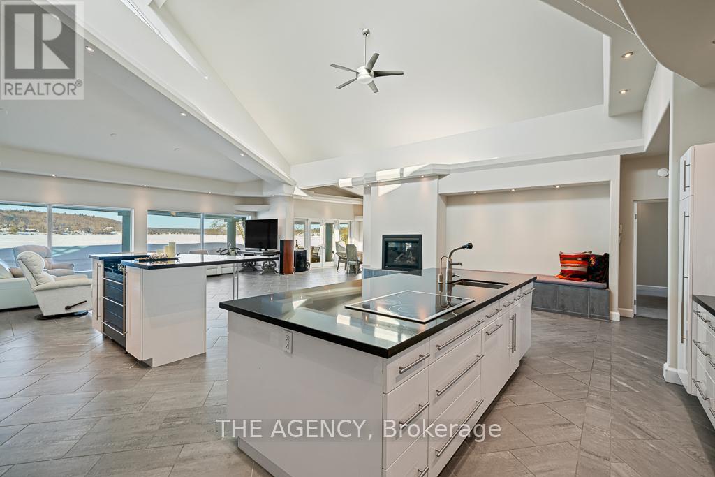 10 Beck Boulevard, Penetanguishene, Ontario  L9M 1C3 - Photo 11 - S12782394