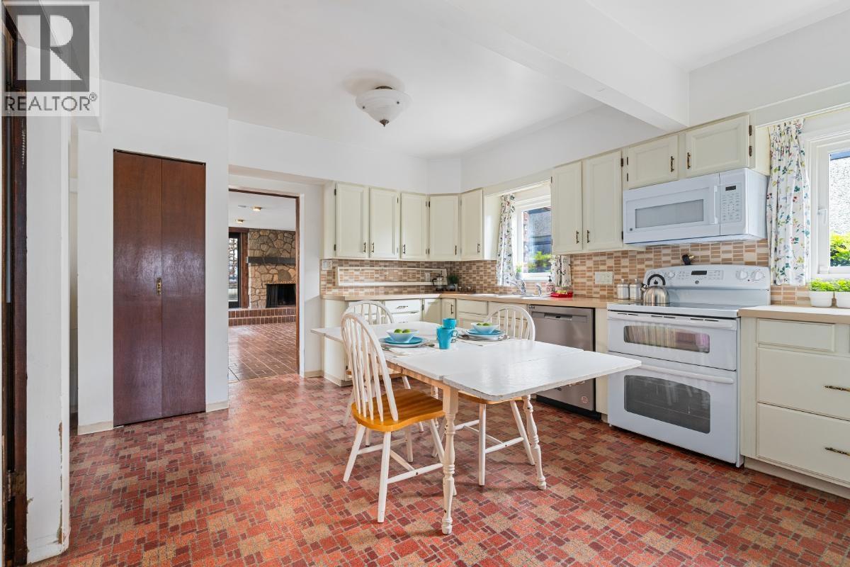 5584 Maple Street, Vancouver, British Columbia  V6M 3T7 - Photo 8 - R3090259