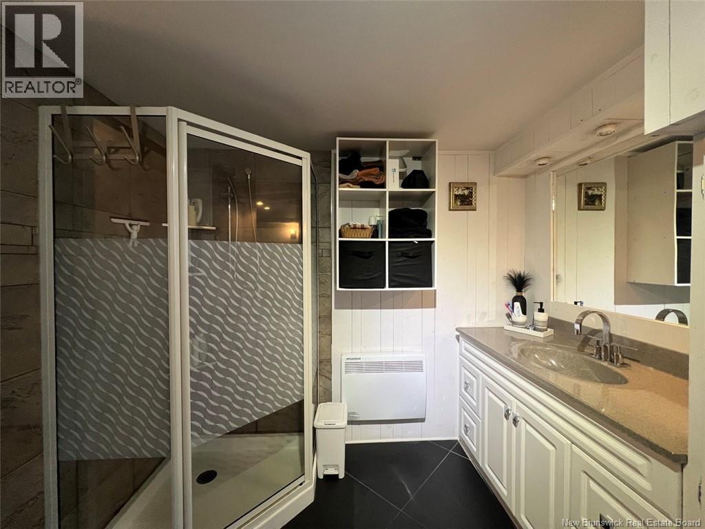 986 Du Poitou Street, Edmundston, New Brunswick  E3V 4J1 - Photo 17 - NB133668