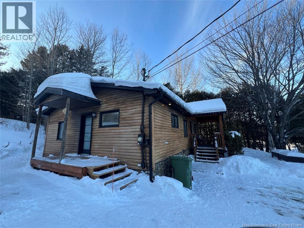 986 Du Poitou Street, Edmundston, New Brunswick  E3V 4J1 - Photo 30 - NB133668