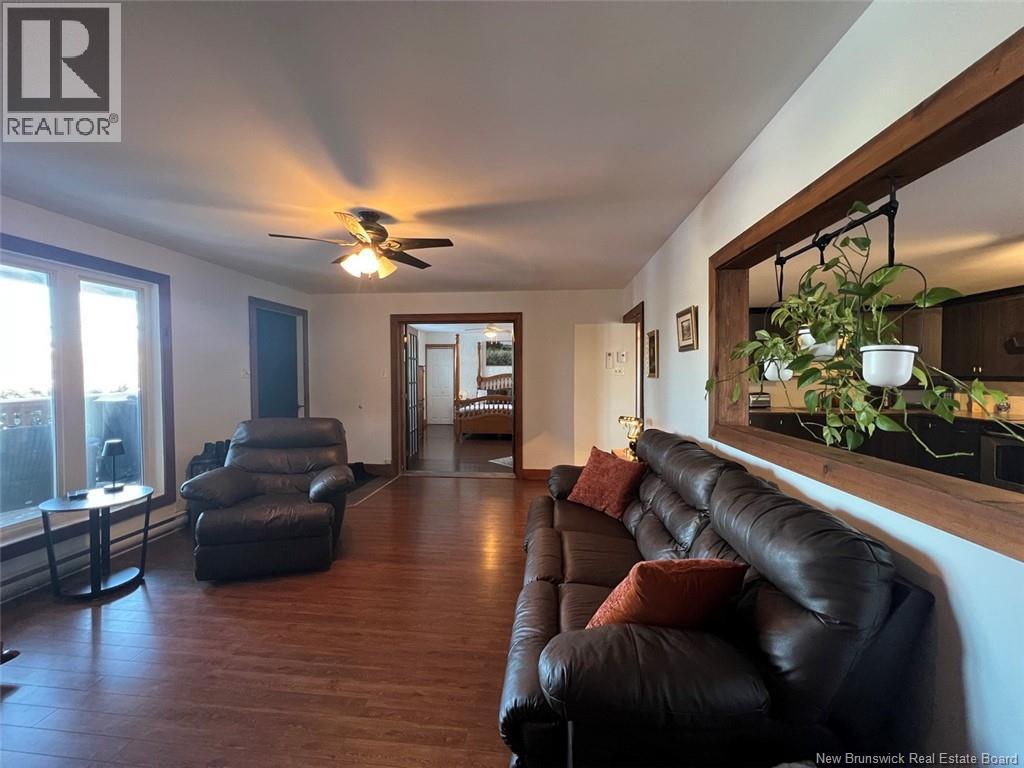 986 Du Poitou Street, Edmundston, New Brunswick  E3V 4J1 - Photo 8 - NB133668