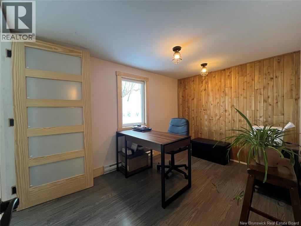 986 Du Poitou Street, Edmundston, New Brunswick  E3V 4J1 - Photo 9 - NB133668