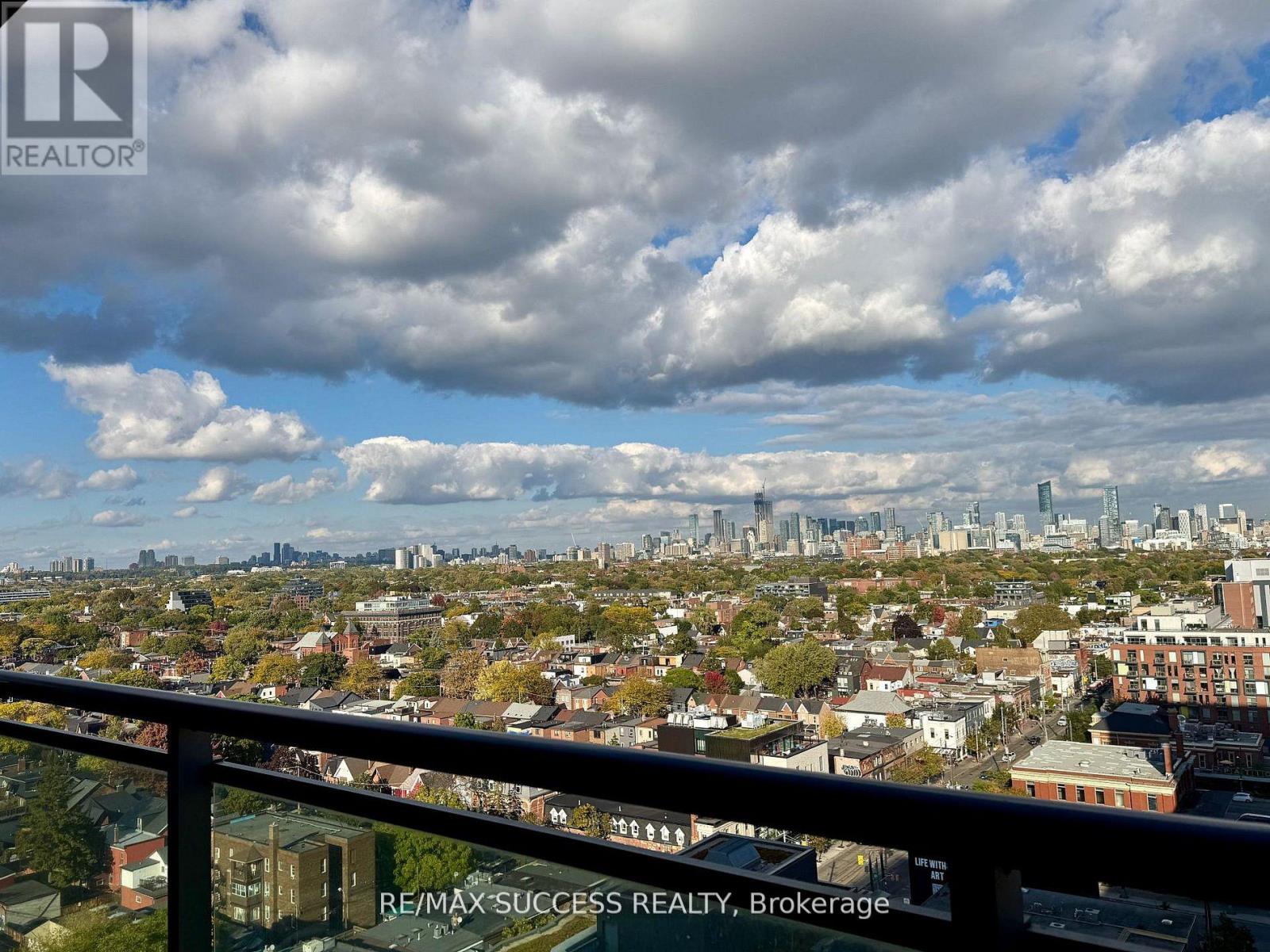 1605 - 1171 Queen Street W, Toronto, Ontario  M6J 0A5 - Photo 9 - C12793808