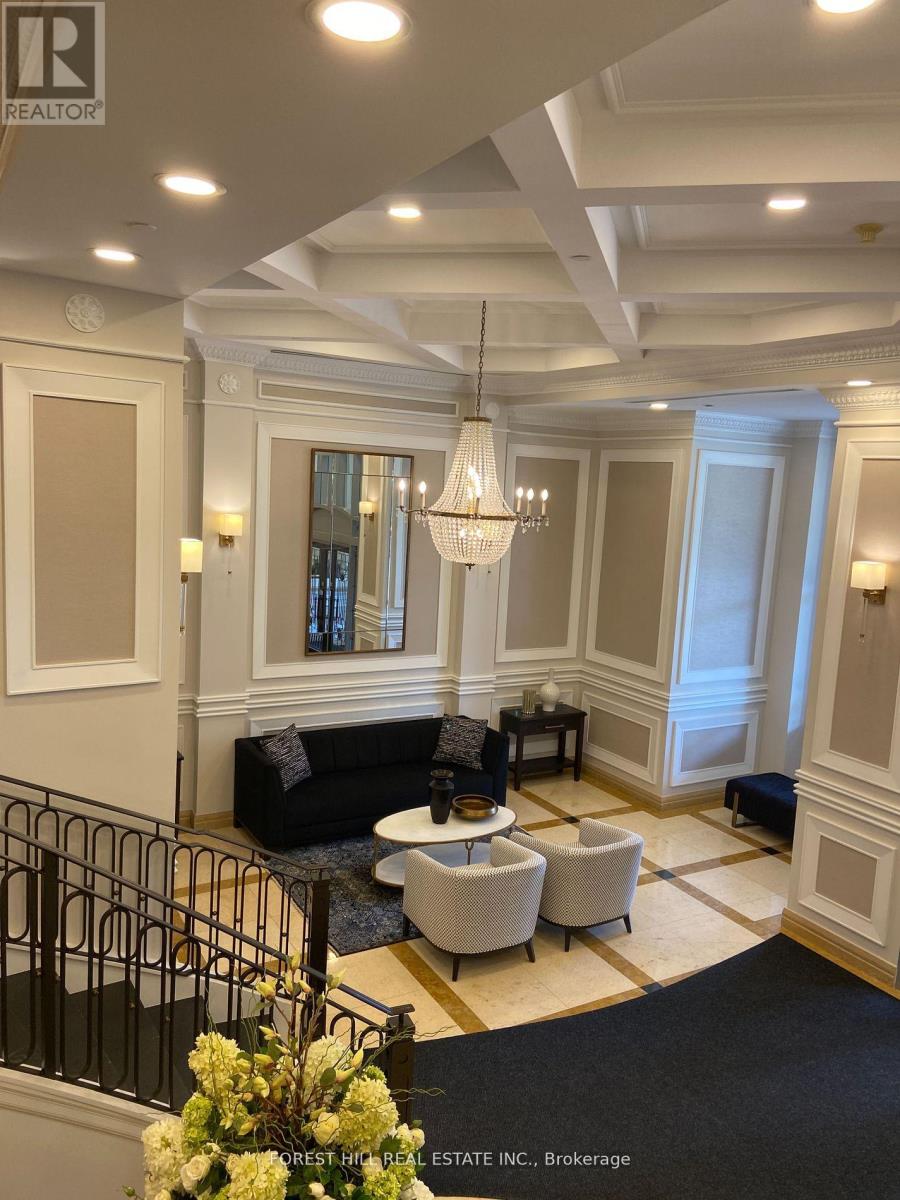 214 - 10 OLD YORK MILLS ROAD, Toronto, Ontario