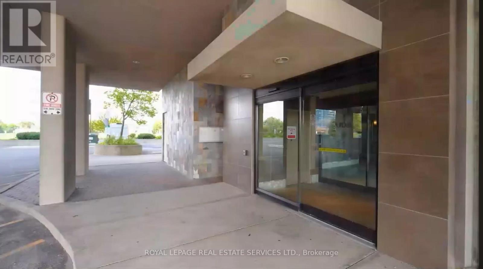 906 - 1030 Sheppard Avenue W, Toronto, Ontario  M3H 6C1 - Photo 2 - C12793878