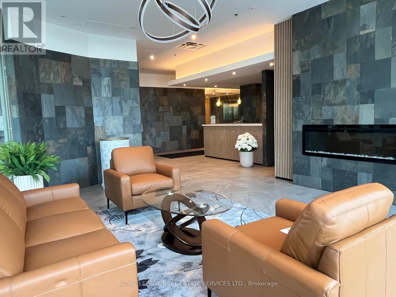 906 - 1030 Sheppard Avenue W, Toronto, Ontario  M3H 6C1 - Photo 3 - C12793878