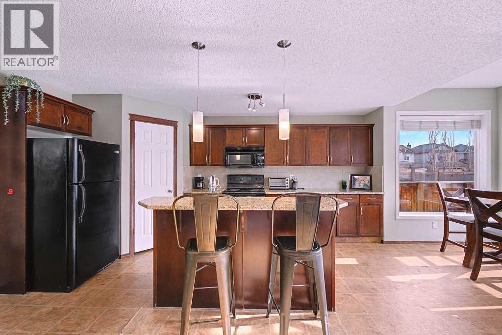 154 New Brighton Lane Se, Calgary, Alberta  T2E 0E2 - Photo 12 - A2284696