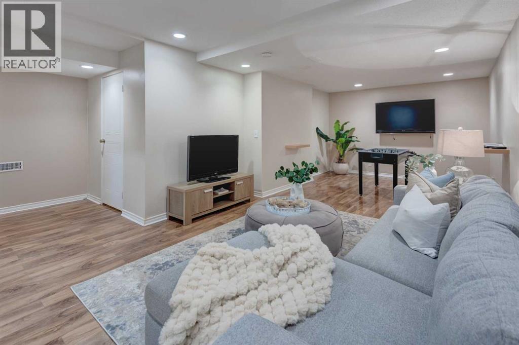 37, 12625 24 Street Sw, Calgary, Alberta  T2W 4B1 - Photo 24 - A2285097