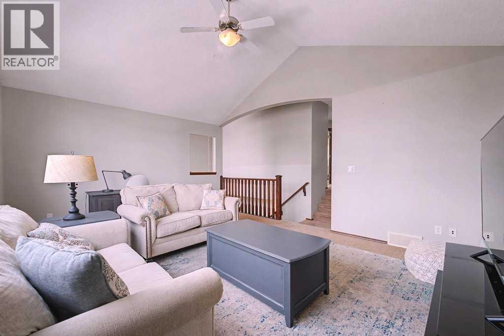 154 New Brighton Lane Se, Calgary, Alberta  T2E 0E2 - Photo 25 - A2284696