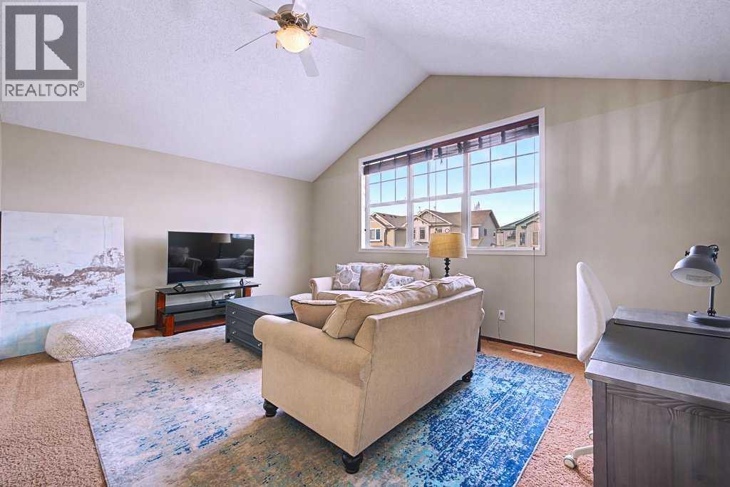 154 New Brighton Lane Se, Calgary, Alberta  T2E 0E2 - Photo 24 - A2284696