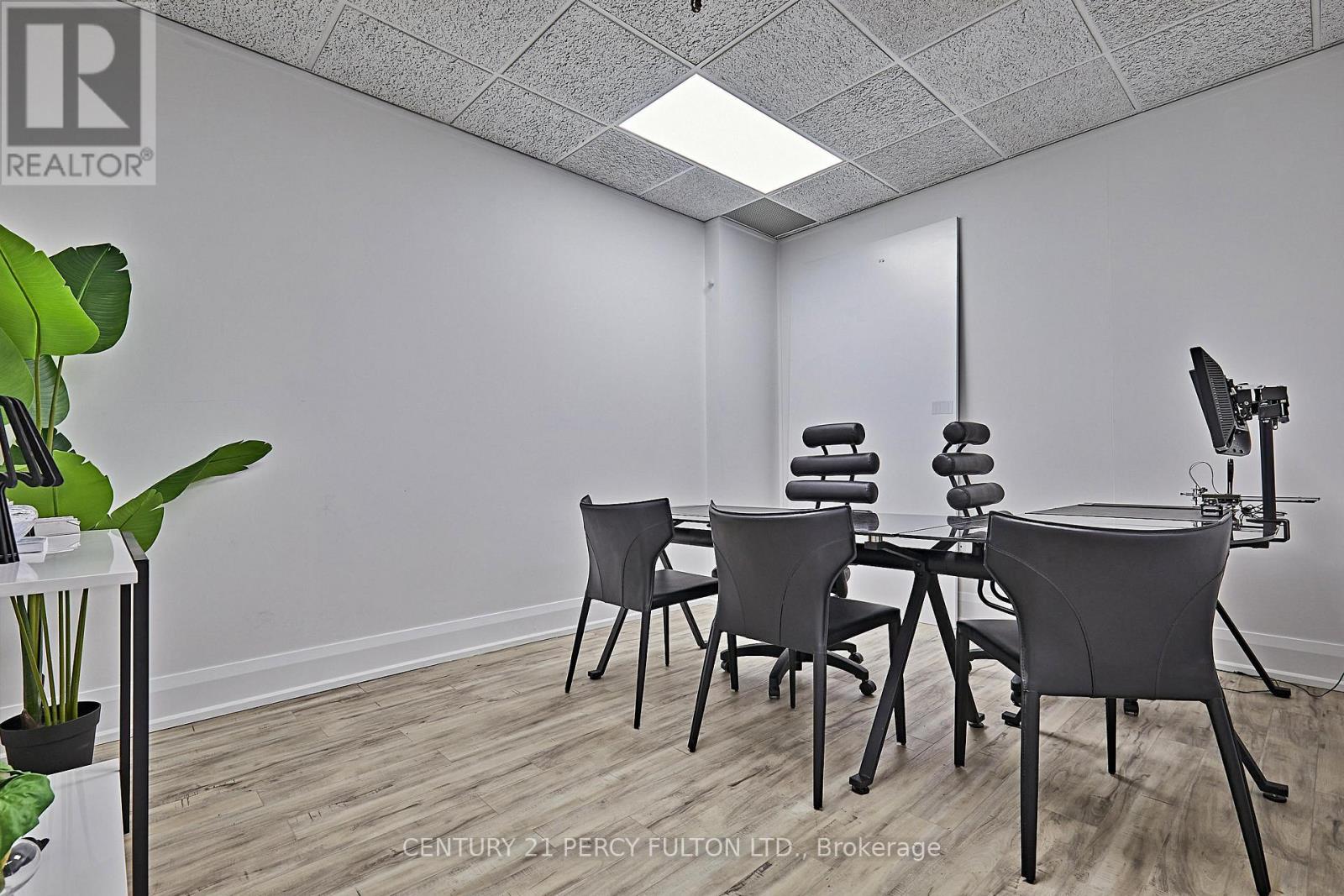 112 - 50 Richmond Street E, Oshawa, Ontario  L1G 7C7 - Photo 38 - E12793786