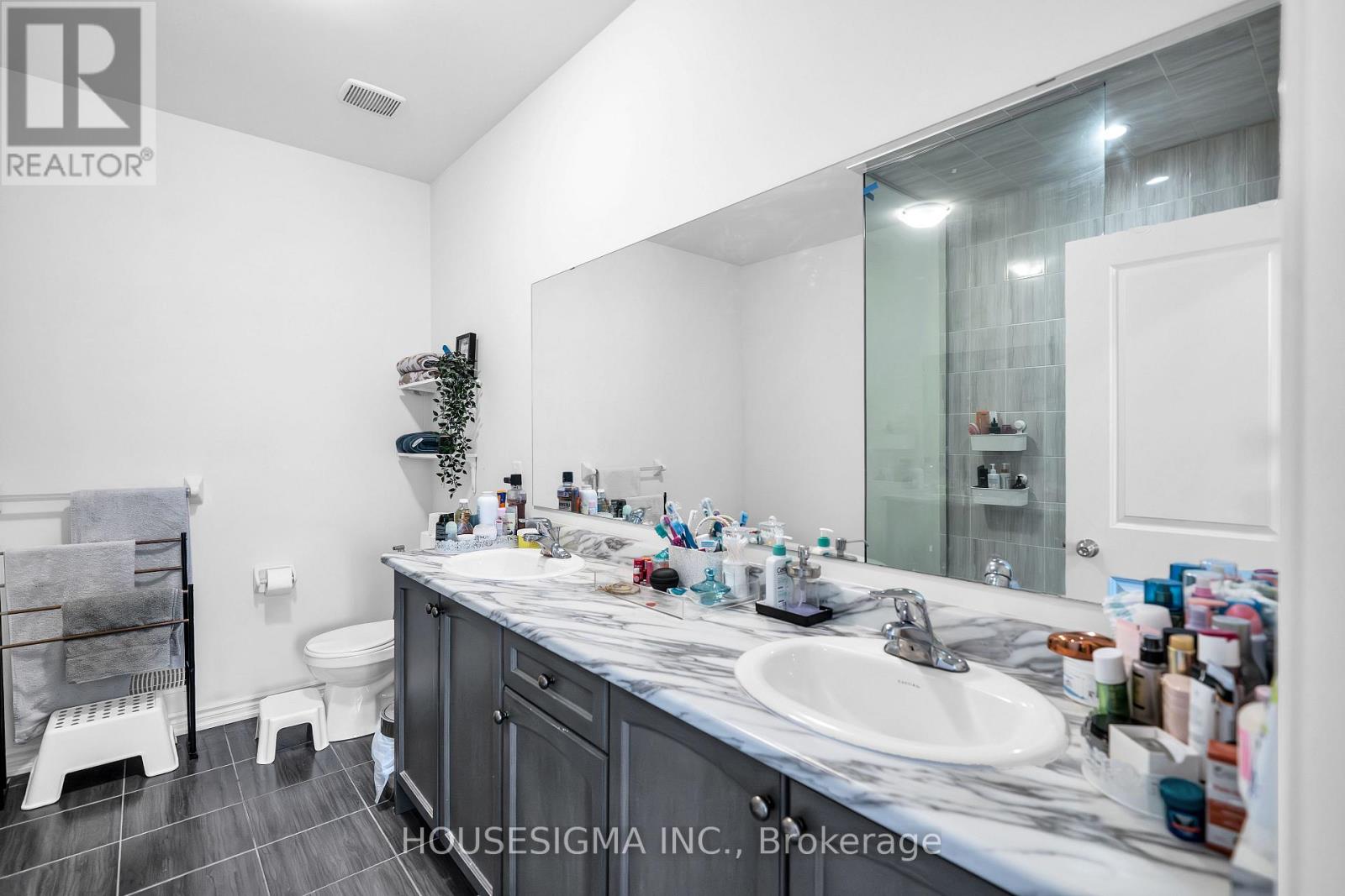 98 Ogston Crescent E, Whitby, Ontario  L1N 9Y8 - Photo 10 - E12793800