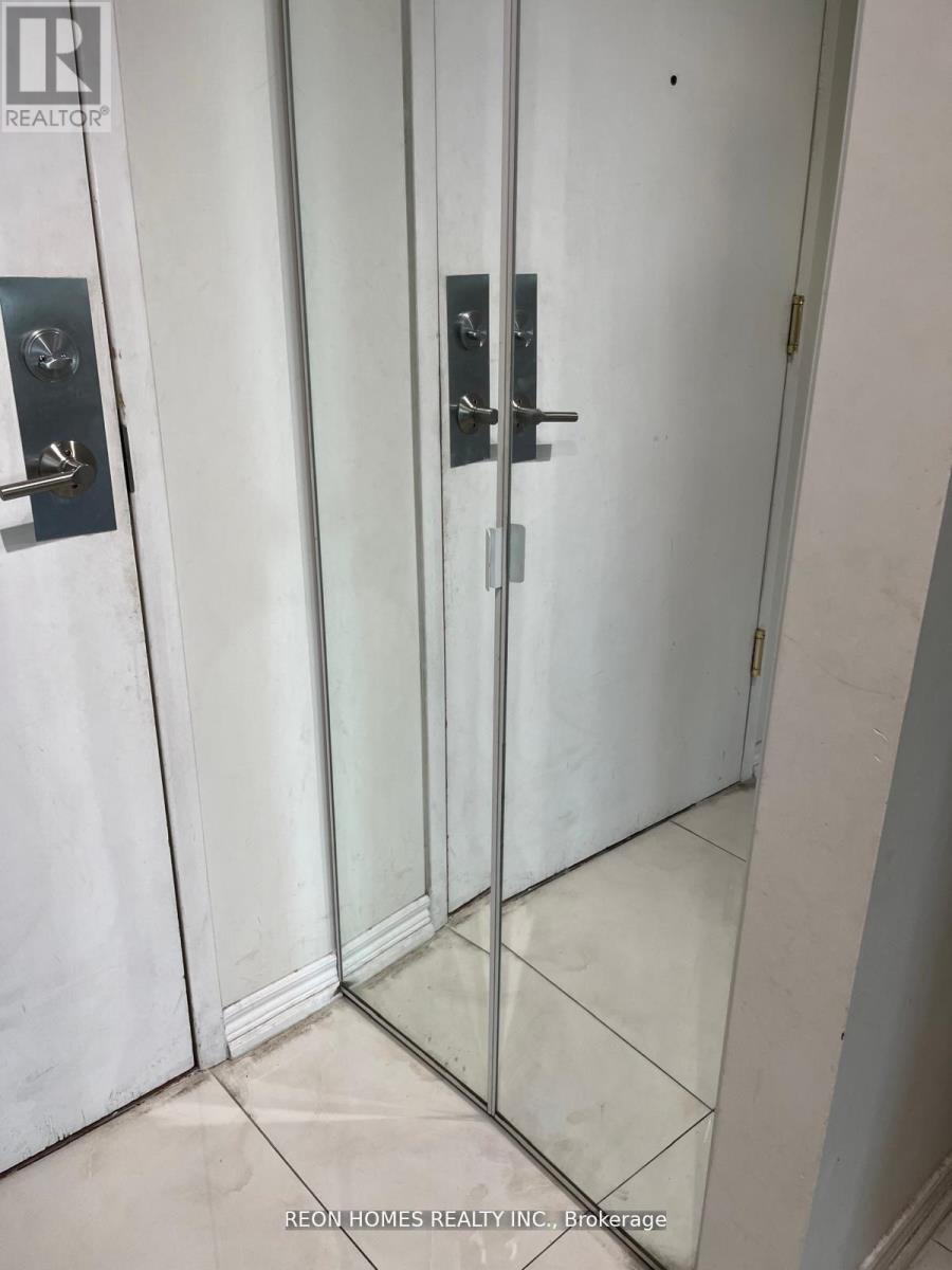 2232 - 68 Corporate Drive, Toronto, Ontario  M1H 3H3 - Photo 2 - E12793858