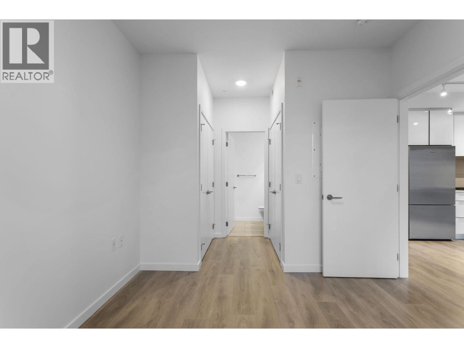 201 725 Marine Drive, North Vancouver, British Columbia  V7M 0G2 - Photo 15 - R3089783