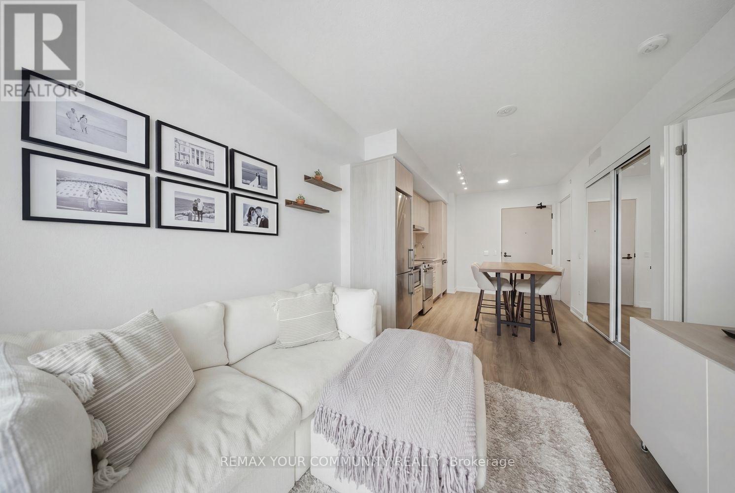 905 - 195 Commerce Street, Vaughan, Ontario  L4K 0P9 - Photo 12 - N12793804