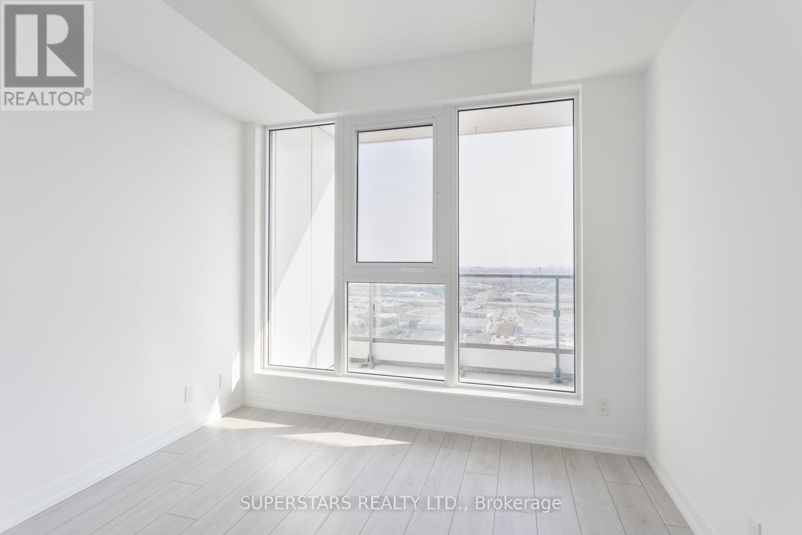 4505 - 5 Buttermill Avenue, Vaughan, Ontario L4K 0J5 - Photo 14 - N12793862